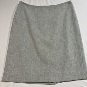 Anne Klein Women's Grey Pencil Skirt Size 4 Business Career Lined Back Vent